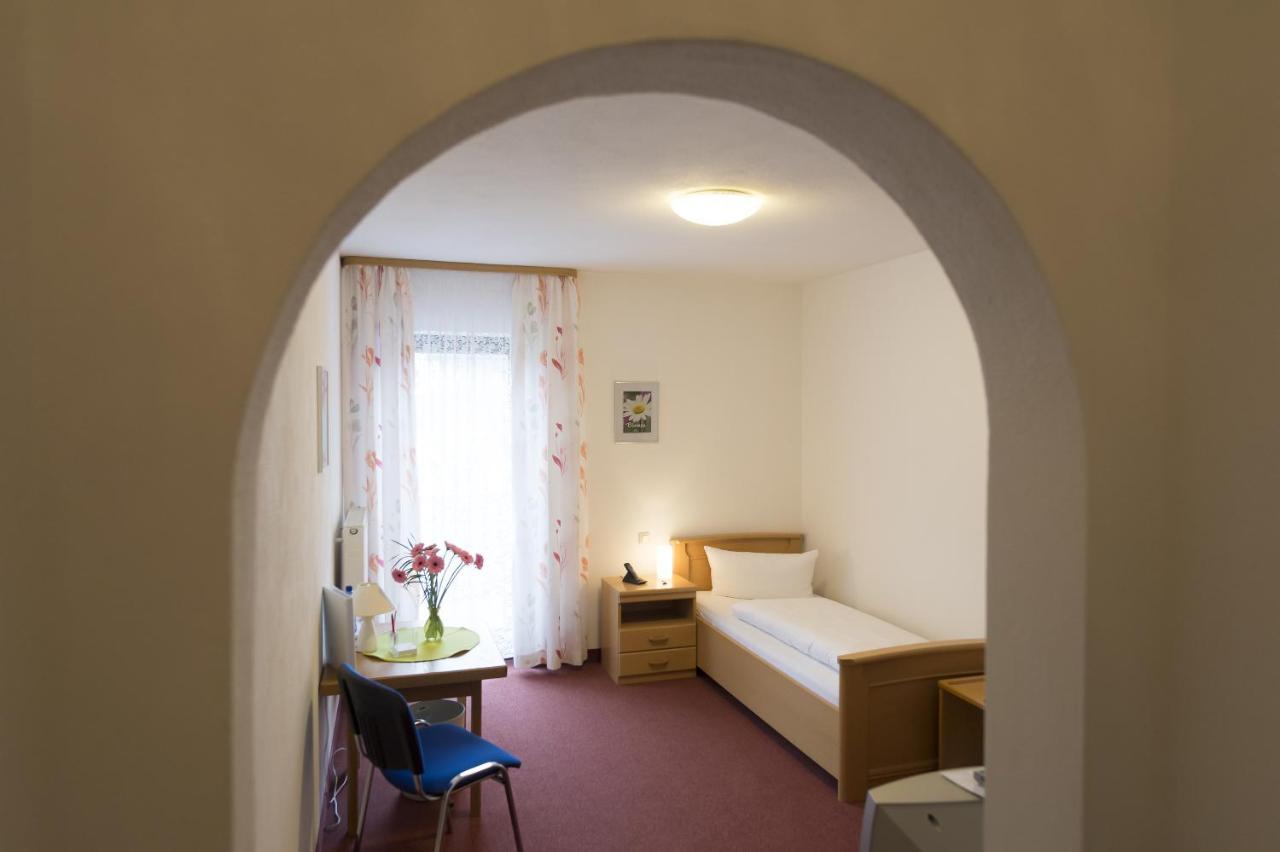 Hotel Dreisonnenberg Neuschönau Rum bild